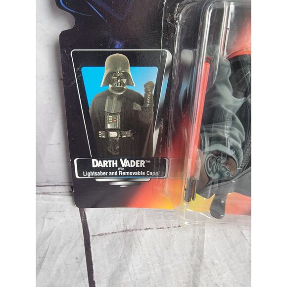 Kenner Darth Vader With Light Saber Action Figure 1995 New READ - Picture 2 of 5
